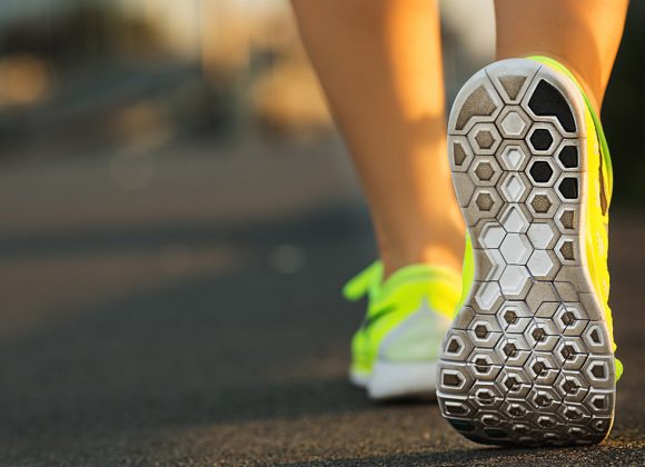 2 How to Buy the Right Running Shoes?